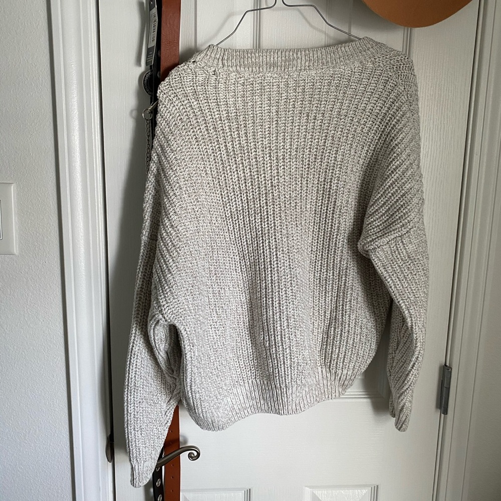Sweater - Picture 2 of 4